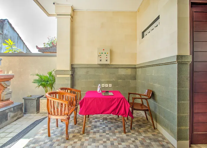 Oyo 3897 Fajar Dalung (Bali)